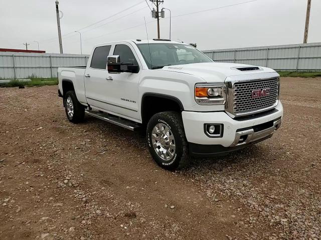 2017 GMC Sierra K2500 Denali VIN: 1GT12UEY5HF202331 Lot: 65370594