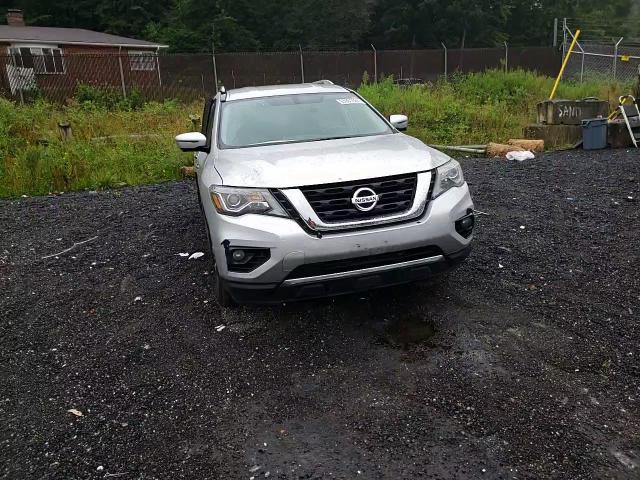 2017 Nissan Pathfinder - Image 12