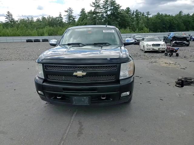 1GCRKSE32BZ249768 2011 Chevrolet Silverado K1500 Lt