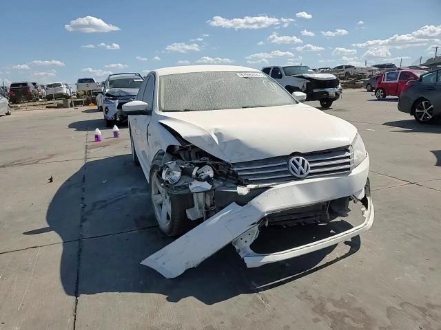 2015 Volkswagen Passat S VIN: 1VWAS7A33FC106043 Lot: 69697814