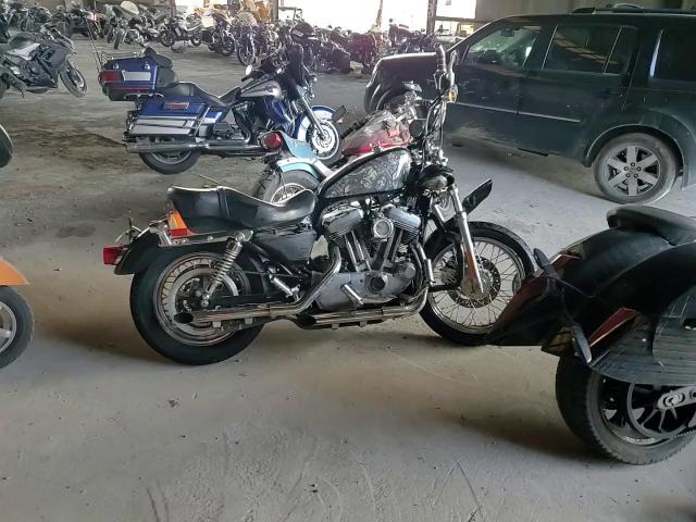 2006 Harley-Davidson Xl883 L VIN: 1HD4CMM166K442747 Lot: 68284804