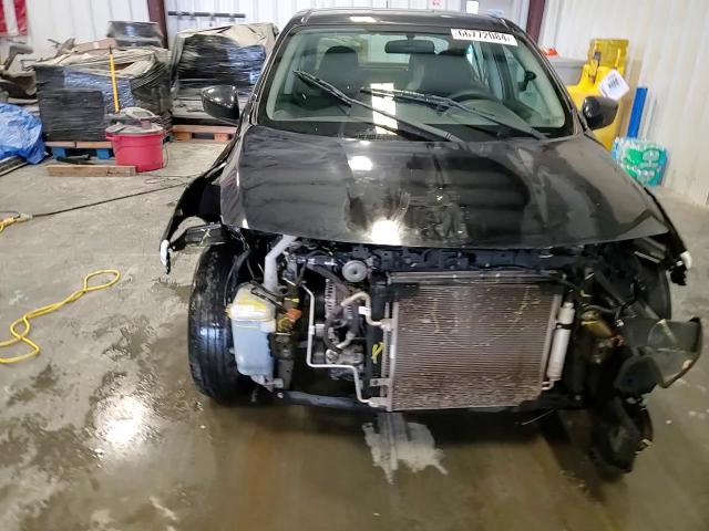 2018 Nissan Versa - Image 10