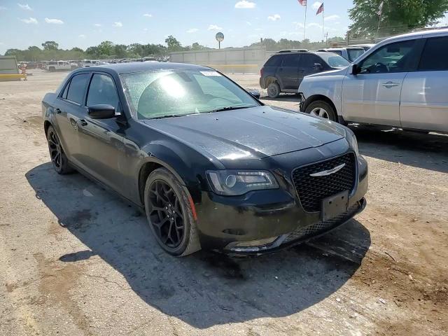 2019 Chrysler 300 S VIN: 2C3CCABG6KH564744 Lot: 69702674