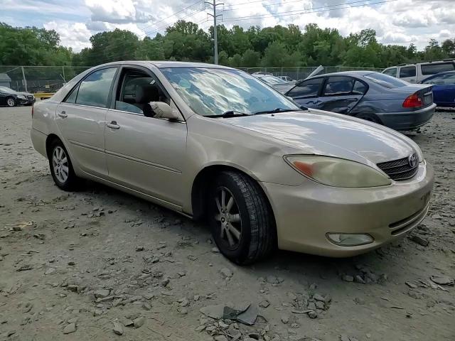 2004 Toyota Camry Le VIN: 4T1BE30K14U314098 Lot: 67905404