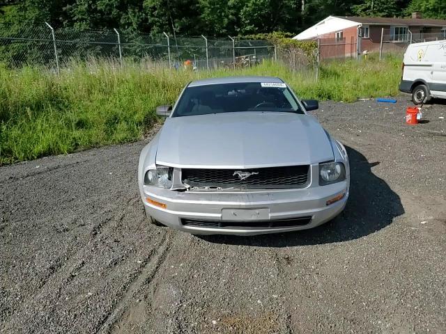 2008 Ford Mustang - Image 10