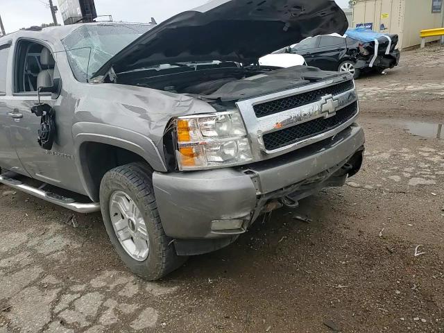 2007 Chevrolet Silverado K1500 Crew Cab VIN: 2GCEK13M471570179 Lot: 68686084