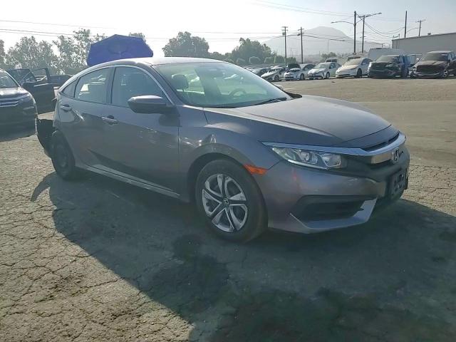 2017 Honda Civic Lx VIN: 2HGFC2F58HH547722 Lot: 68770644