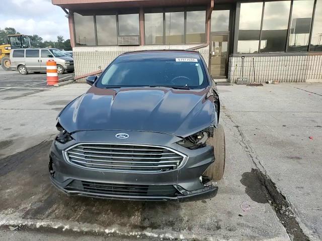 2018 Ford Fusion Se VIN: 3FA6P0H7XJR175452 Lot: 67917644