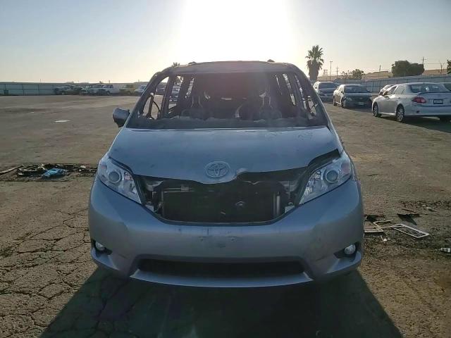 2017 Toyota Sienna Xle VIN: 5TDYZ3DC6HS877499 Lot: 68325084