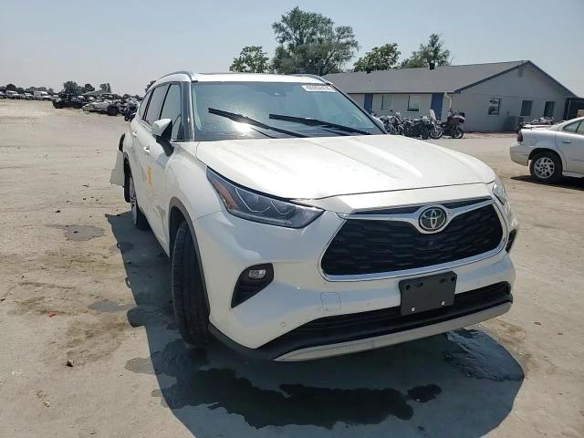 2021 Toyota Highlander Platinum VIN: 5TDFZRBH7MS088913 Lot: 66002474