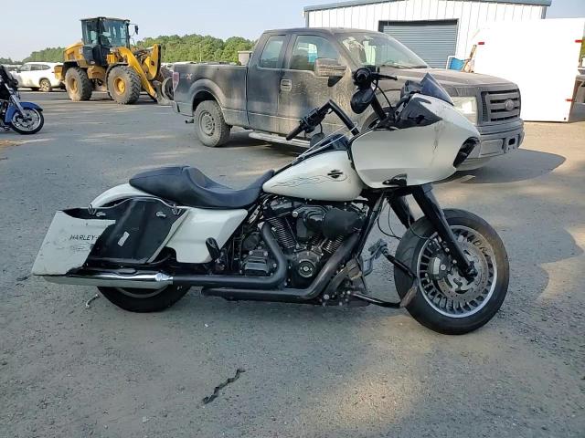 2018 Harley-Davidson Fltrxs Road Glide Special VIN: 1HD1KTC16JB639234 Lot: 66162614