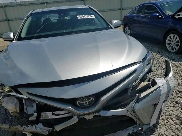 4T1B11HK3JU635821 2018 Toyota Camry L