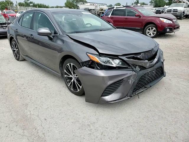 4T1B11HK1JU613459 2018 Toyota Camry L