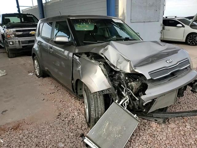 KNDJN2A21J7582264 2018 Kia Soul