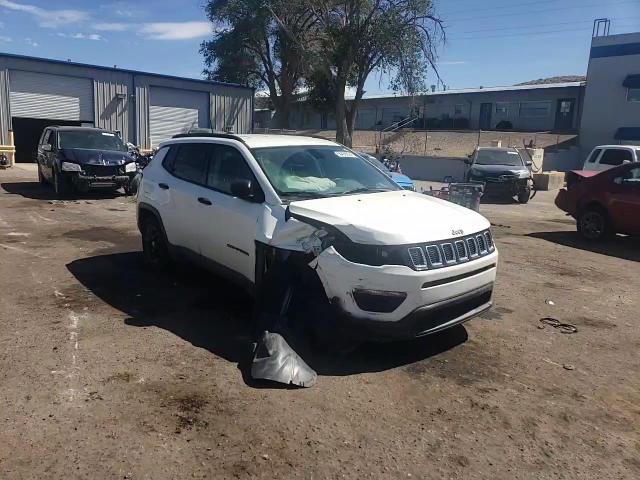 3C4NJDAB5JT107835 2018 Jeep Compass Sport