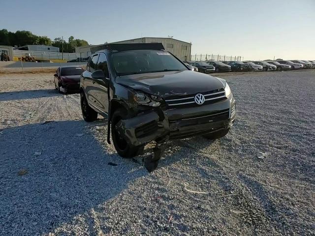 WVGEP9BP4DD000528 2013 Volkswagen Touareg V6 Tdi