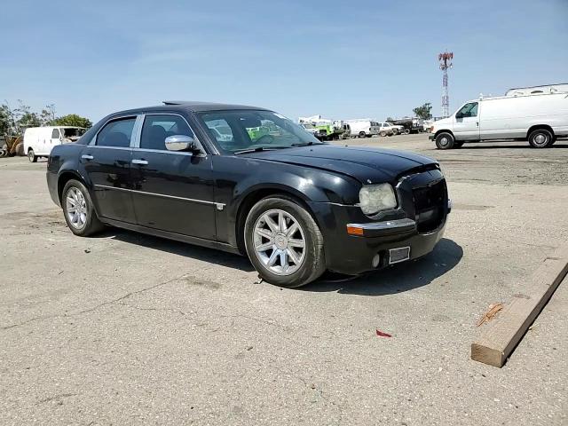 2005 Chrysler 300C VIN: 2C3JA63H45H118680 Lot: 68561434