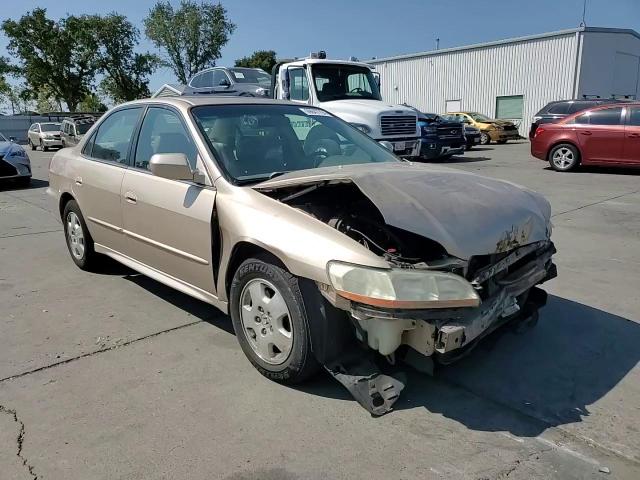 1HGCG165X2A039856 2002 Honda Accord Ex