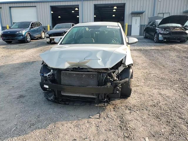 2018 Hyundai Elantra Se VIN: 5NPD74LF1JH264997 Lot: 67289324