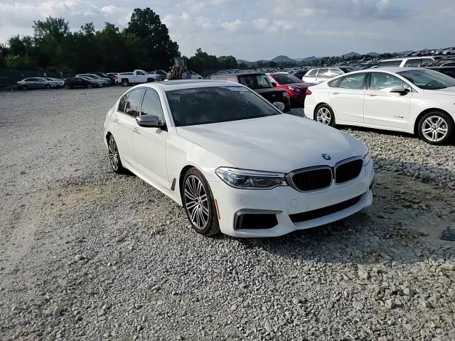 WBAJB9C52JB035393 2018 BMW M550Xi