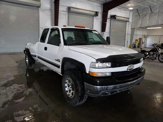 2002 Chevrolet Silverado K2500 Heavy Duty VIN: 1GCHK29132E286095 Lot: 66385984