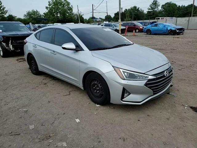 2019 Hyundai Elantra Se VIN: 5NPD74LF5KH497590 Lot: 68260604