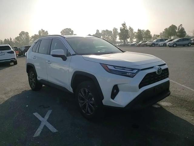 2022 Toyota Rav4 Xle Premium VIN: 4T3B6RFV6NU071057 Lot: 69660154