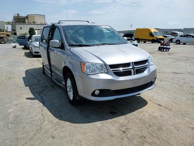 2019 Dodge Grand Caravan Sxt VIN: 2C4RDGCG0KR807916 Lot: 69684724