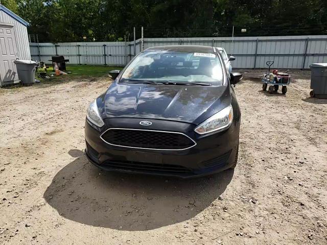 2015 Ford Focus Se VIN: 1FADP3F2XFL303789 Lot: 69302884