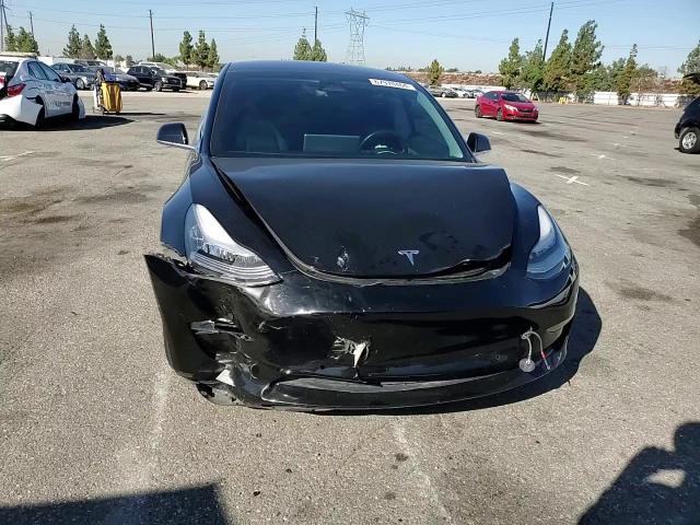 2019 Tesla Model 3 VIN: 5YJ3E1EA5KF399272 Lot: 67970464