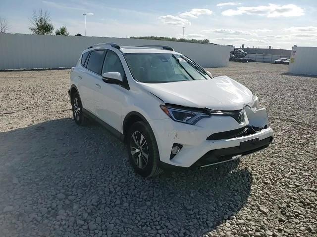 2017 Toyota Rav4 Xle VIN: JTMRFREV8HD200322 Lot: 68335594