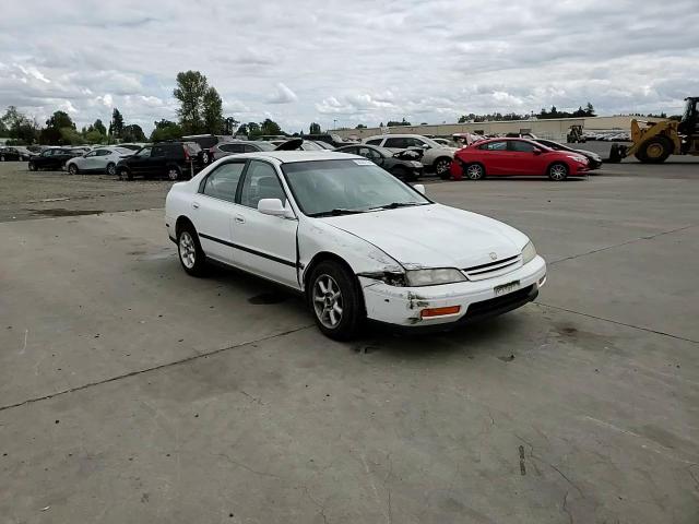 1994 Honda Accord Lx VIN: JHMCD5638RC098074 Lot: 68567254