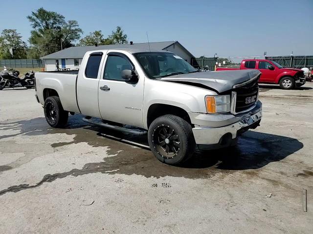 2008 GMC Sierra C1500 VIN: 2GTEC19J181237479 Lot: 68745554