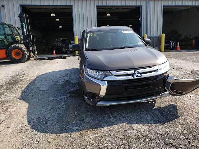 2018 Mitsubishi Outlander Se VIN: JA4AZ3A38JZ025711 Lot: 66188084