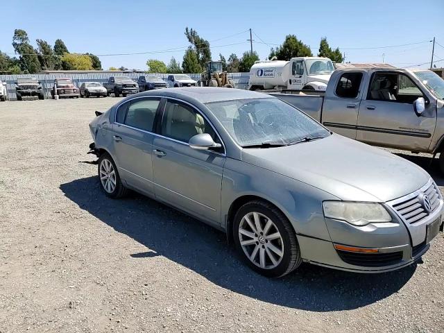 2006 Volkswagen Passat 2.0T Luxury VIN: WVWEK73C96P109510 Lot: 69115554