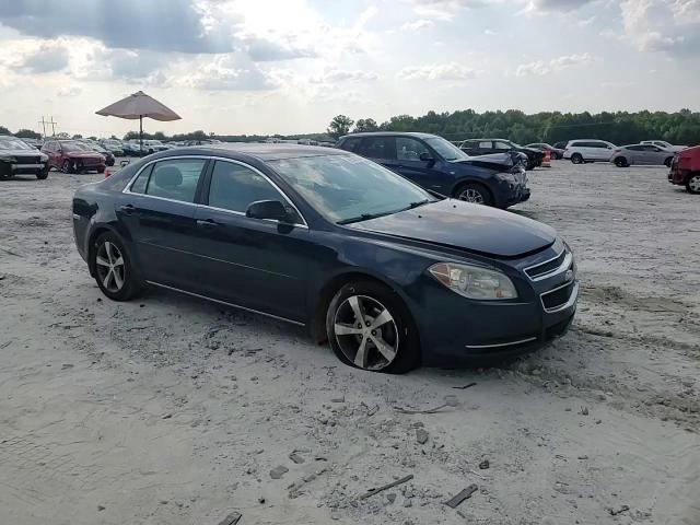 2011 Chevrolet Malibu - Image 10
