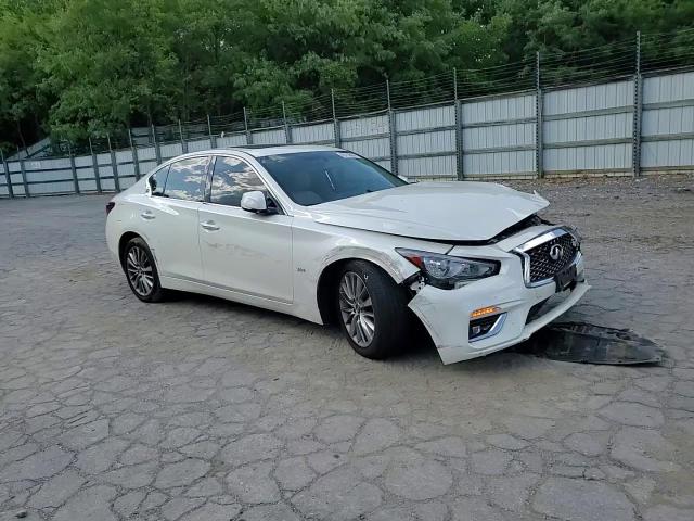 2018 Infiniti Q50 Luxe VIN: JN1EV7AR2JM612095 Lot: 65713654