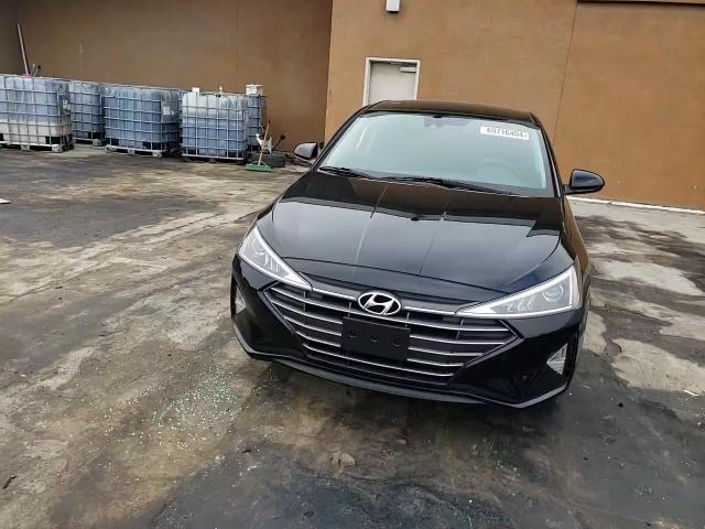 2019 Hyundai Elantra Sel VIN: KMHD84LF4KU779332 Lot: 69716404