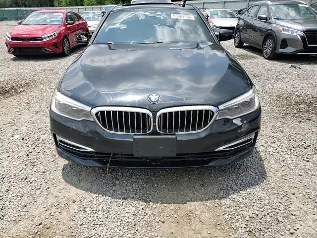 WBAJE7C52JWA04099 2018 BMW 540 Xi