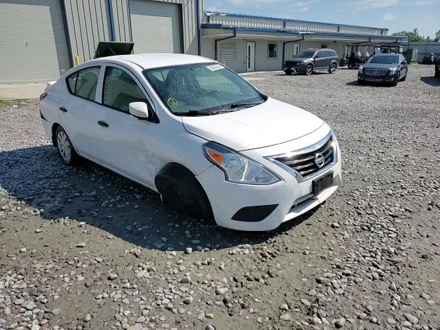 2018 Nissan Versa S VIN: 3N1CN7AP5JL823047 Lot: 65686594