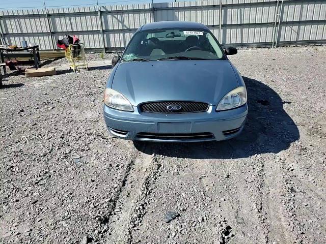 2005 Ford Taurus Se VIN: 1FAFP53215A239998 Lot: 67897024