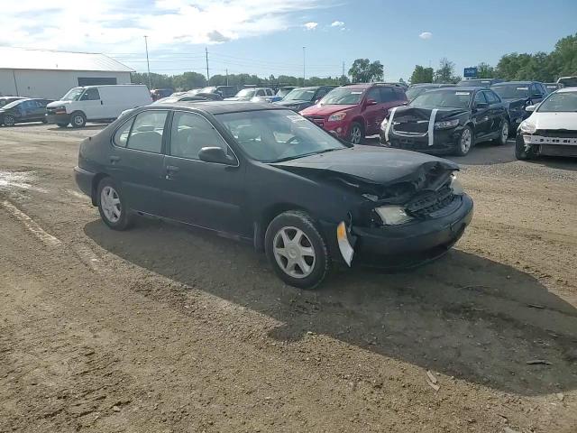 1N4DL01D0WC157860 1998 Nissan Altima Xe