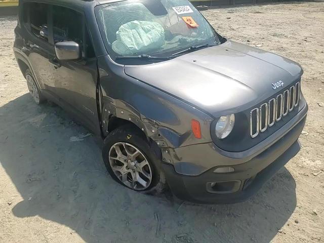 2017 Jeep Renegade - Image 12