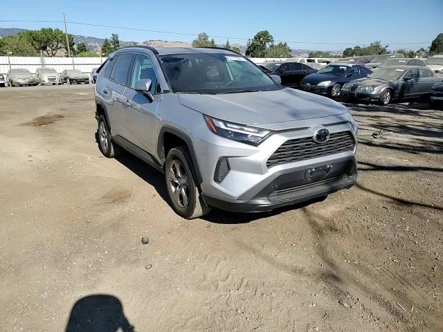 2023 Toyota Rav4 Xle VIN: 2T3W1RFV5PW262228 Lot: 67595584