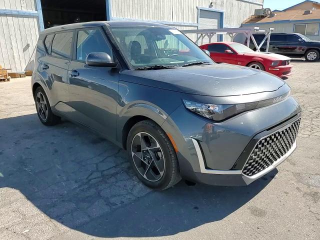 2023 Kia Soul Ex VIN: KNDJ33AU1P7889827 Lot: 68856704