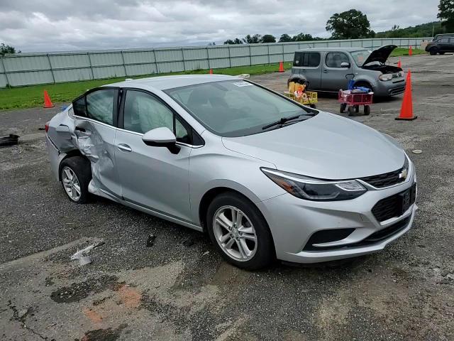 2018 Chevrolet Cruze Lt VIN: 1G1BE5SMXJ7146303 Lot: 65922044