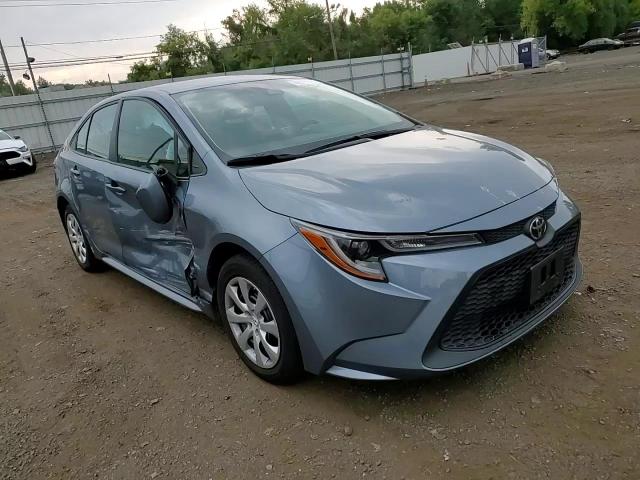 2022 Toyota Corolla Le VIN: 5YFEPMAE1NP295688 Lot: 68975394