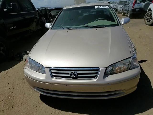 2000 Toyota Camry - Image 10