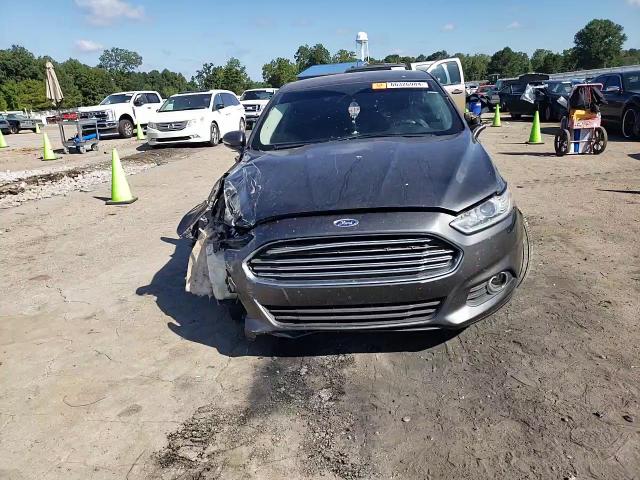 2016 Ford Fusion - Image 11