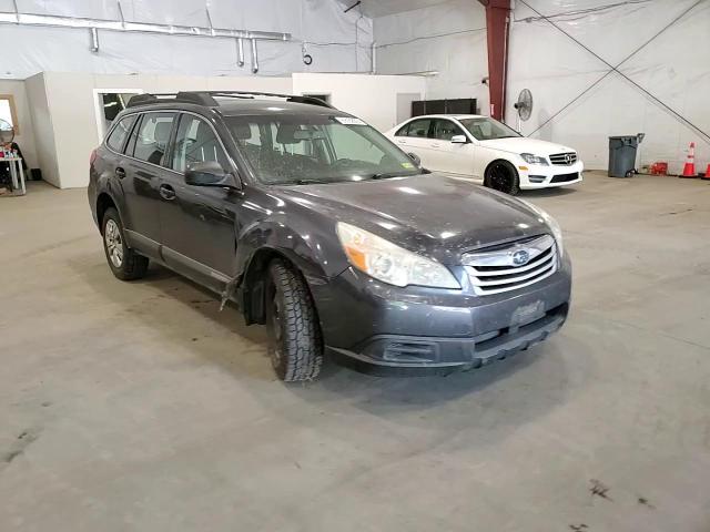 2010 Subaru Outback 2.5I VIN: 4S4BRBAC5A3373761 Lot: 69182924